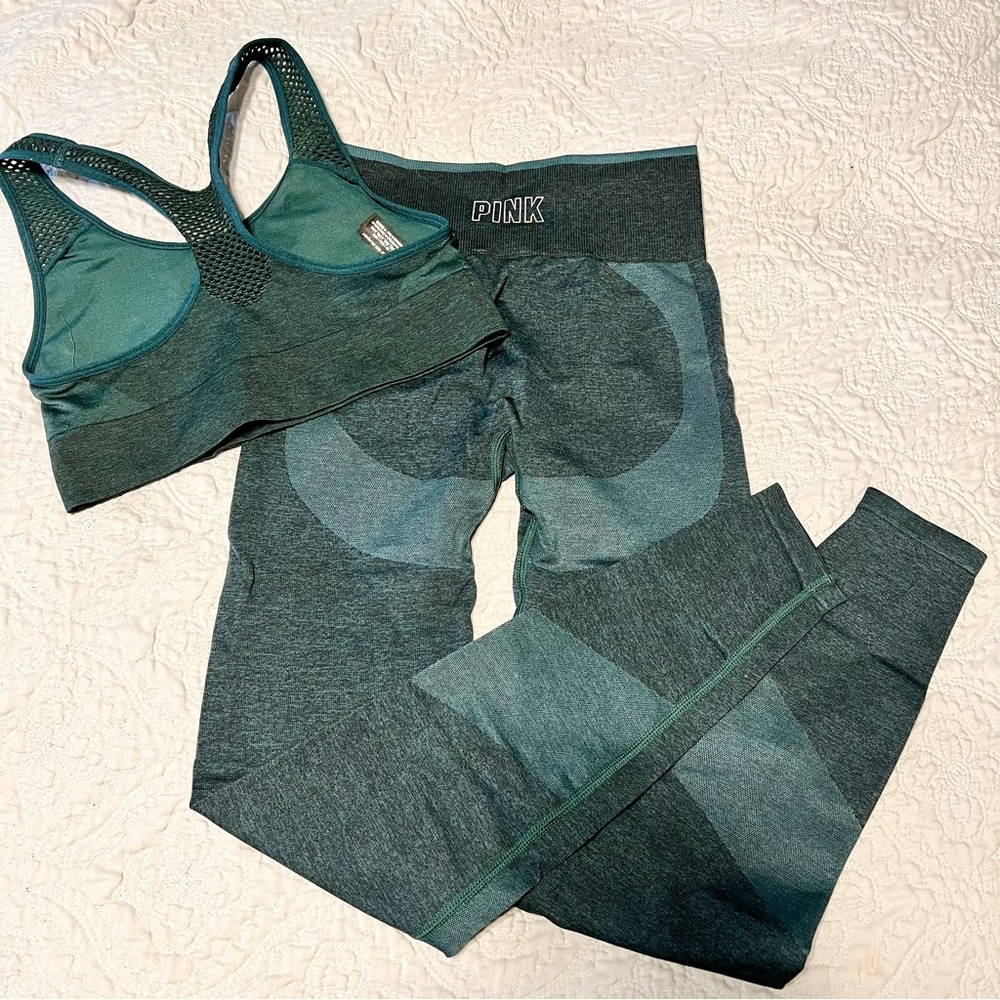 Victoria’s Secret PINK Seamless Leggings and Sports Bra Set. XS